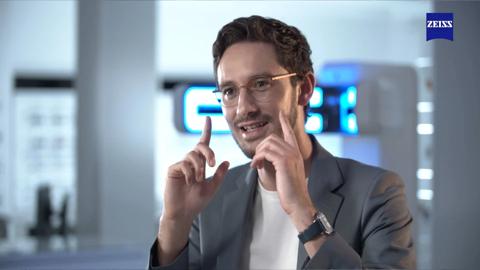 Tròng kính ZEISS SmartLife: Đắm chìm trong thế giới kỹ thuật số