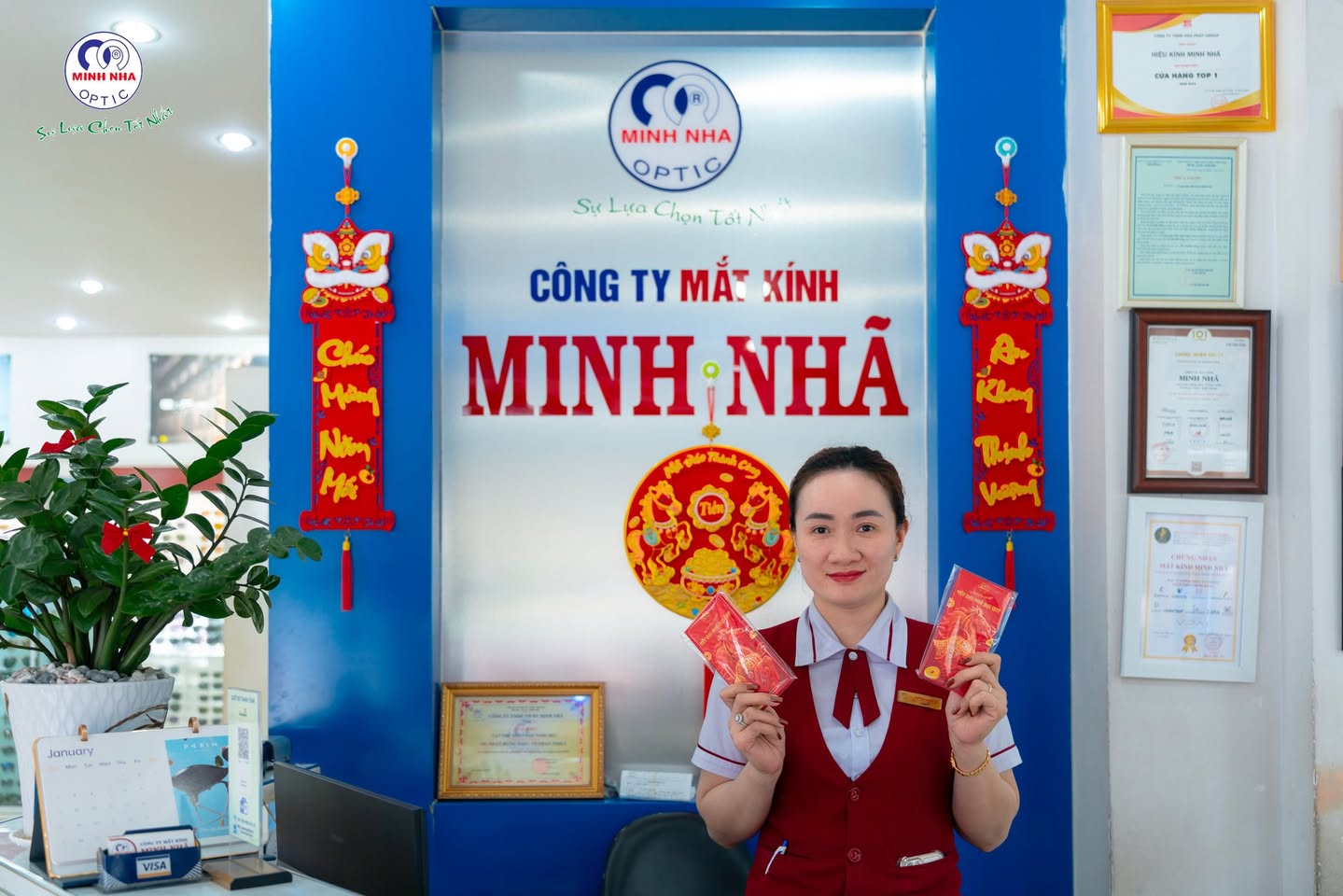 NHỮNG NGÀY CẬN TẾT | MẮT KÍNH MINH NHÃ PHAN THIẾT
